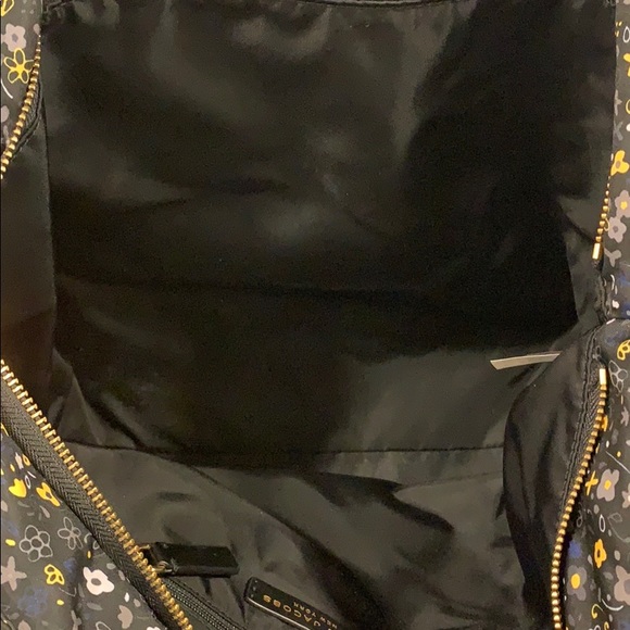 COPY - Marc Jacobs tote - Picture 4 of 6